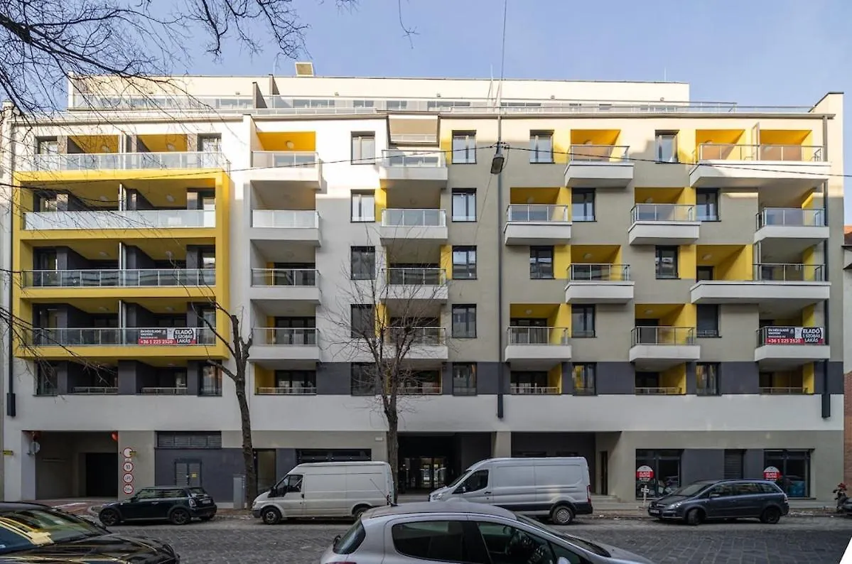 Westside Garden Modren Apartment With Free Parking Будапешт