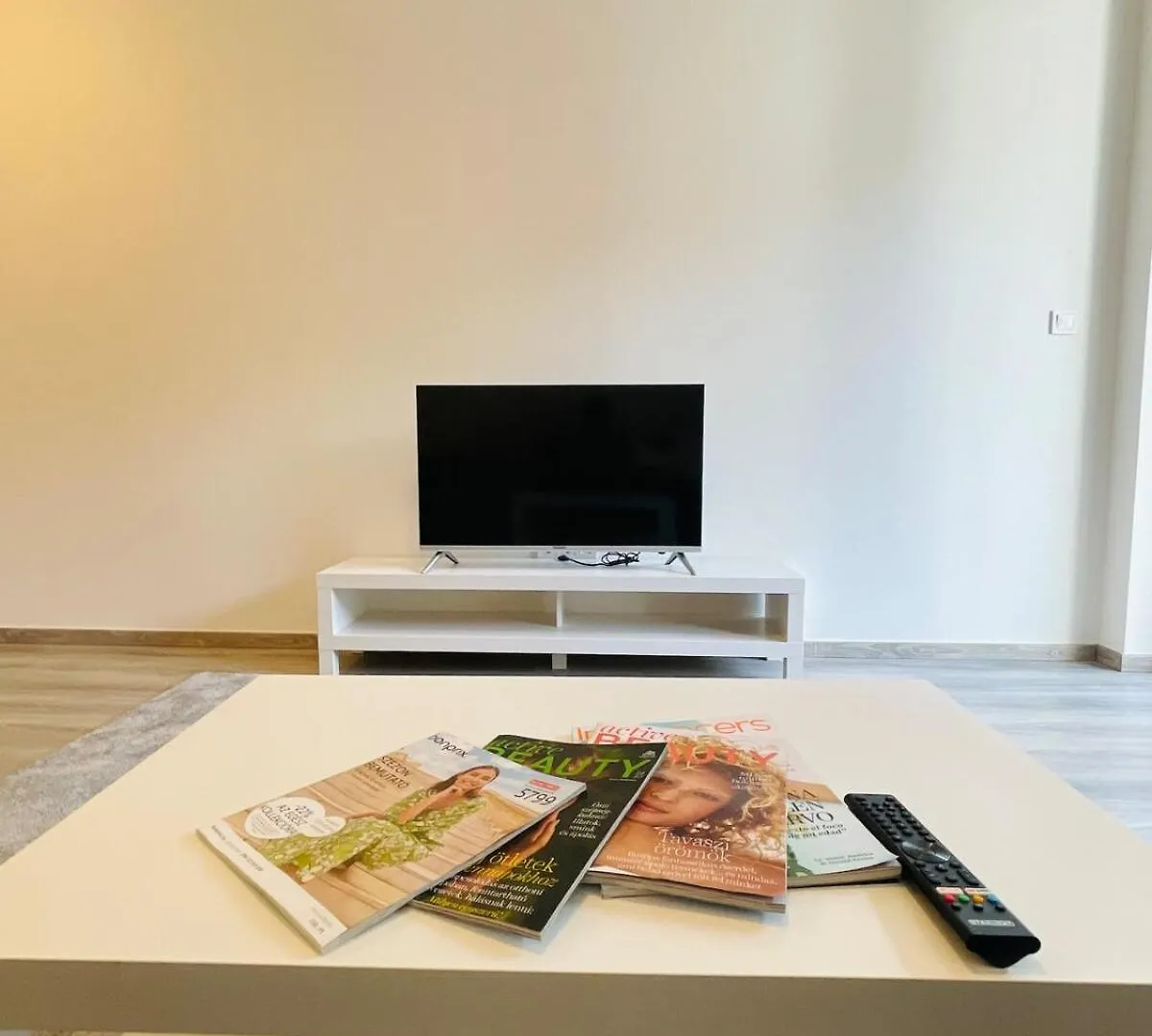 Westside Garden Modren Apartment With Free Parking Будапешт Венгрия