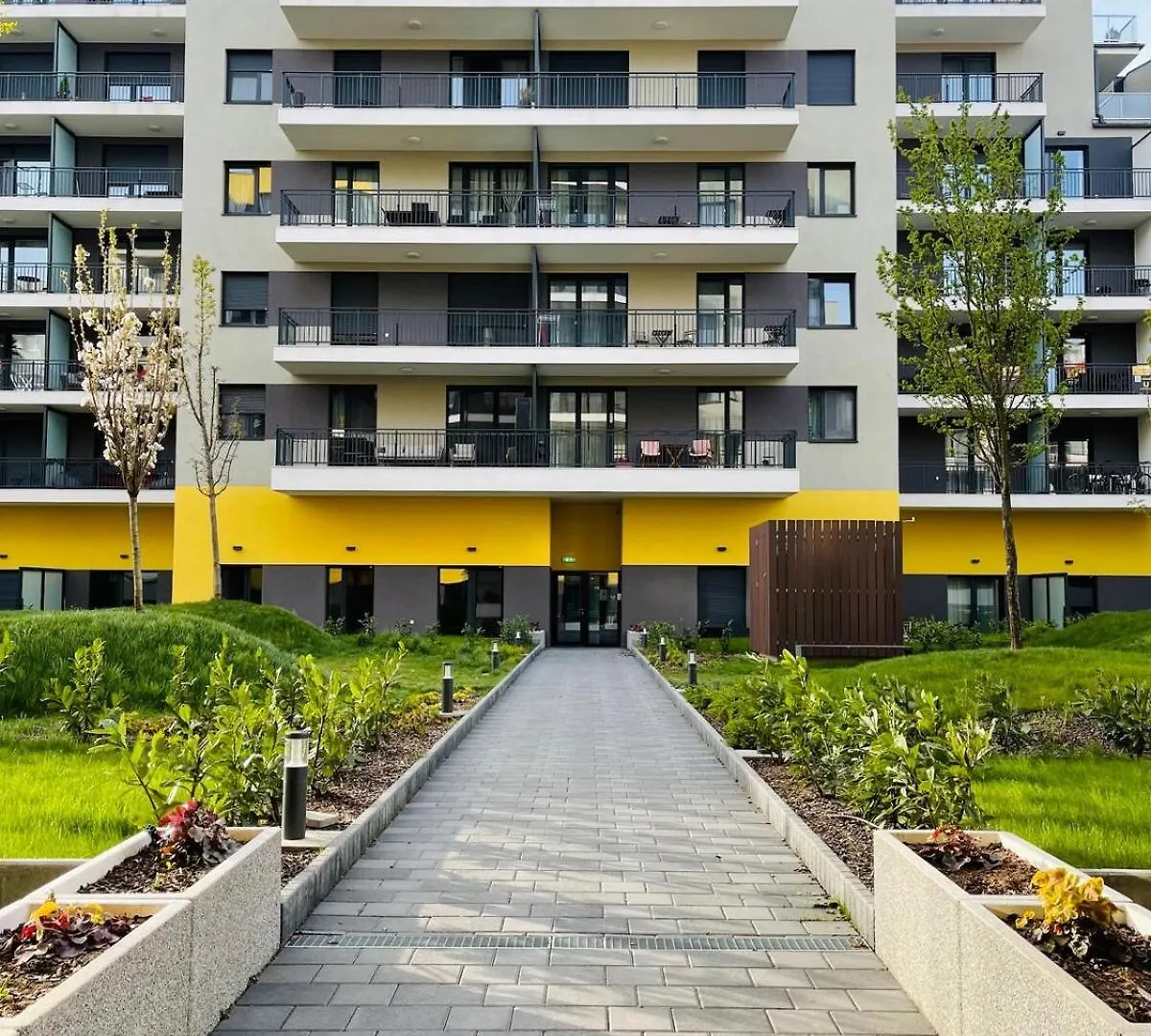 Westside Garden Modren Apartment With Free Parking Будапешт