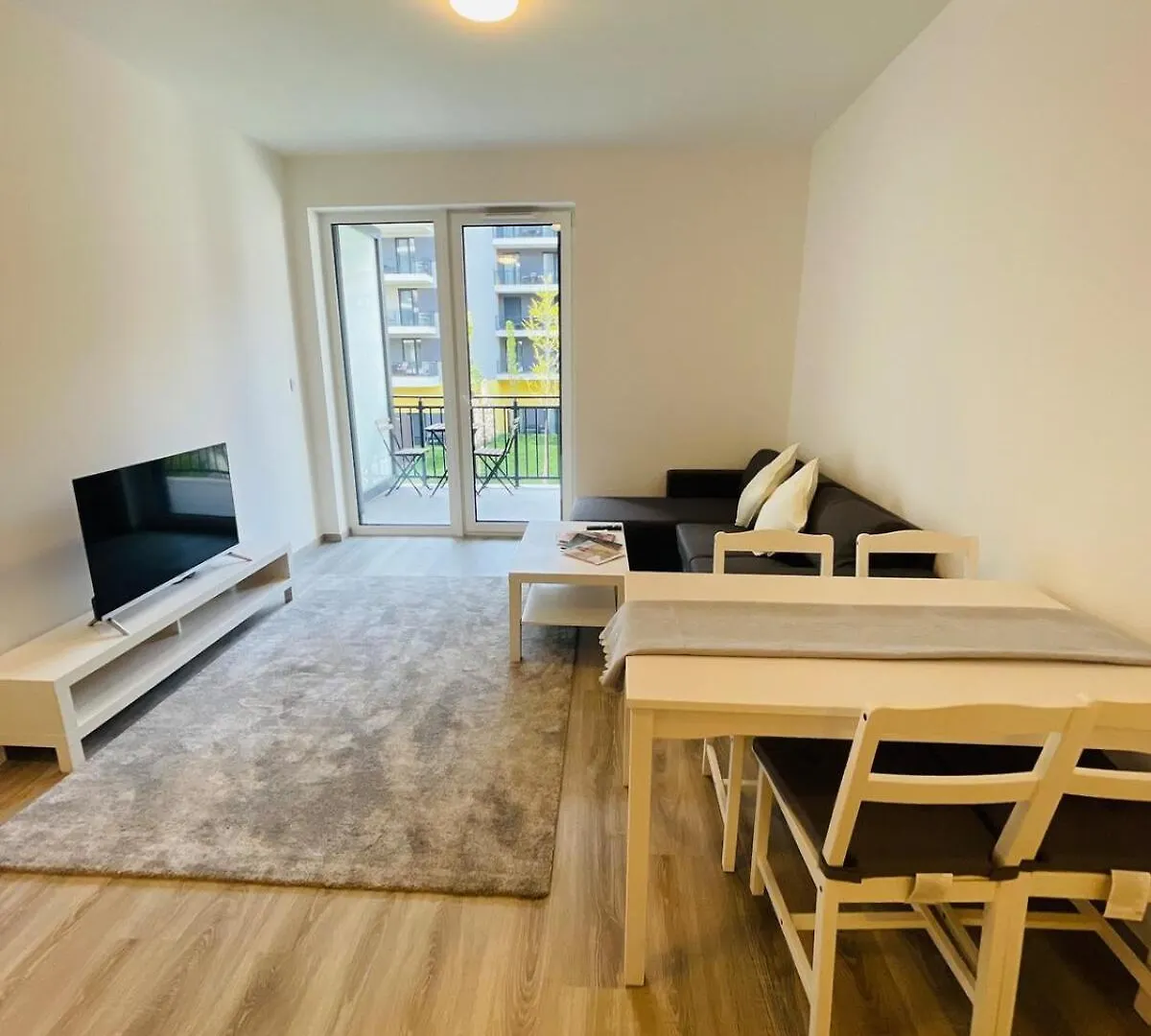 Westside Garden Modren Apartment With Free Parking Budapešť