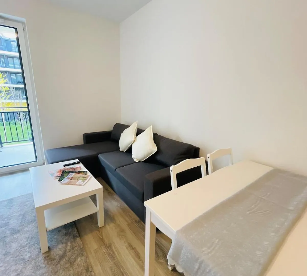Westside Garden Modren Apartment With Free Parking Budapešť 0*,  Maďarsko